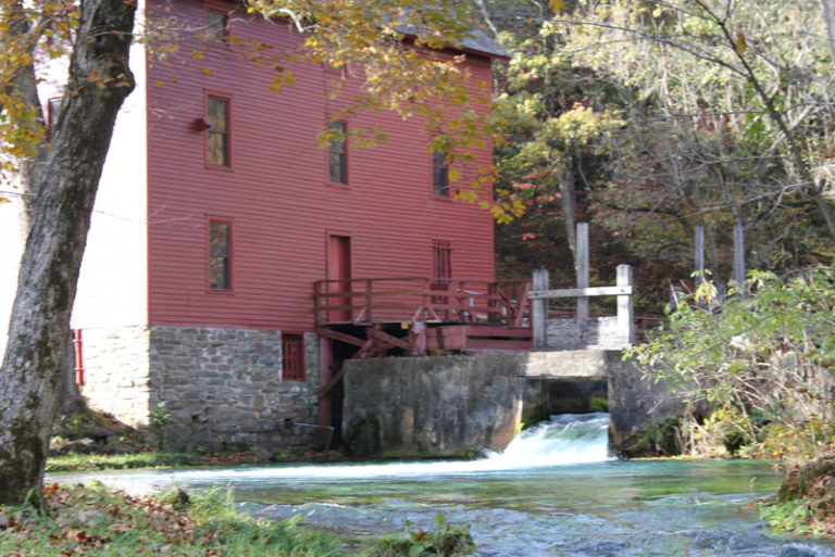 Seven Wonders of Shannon County Alley Spring John Drake Robinson
